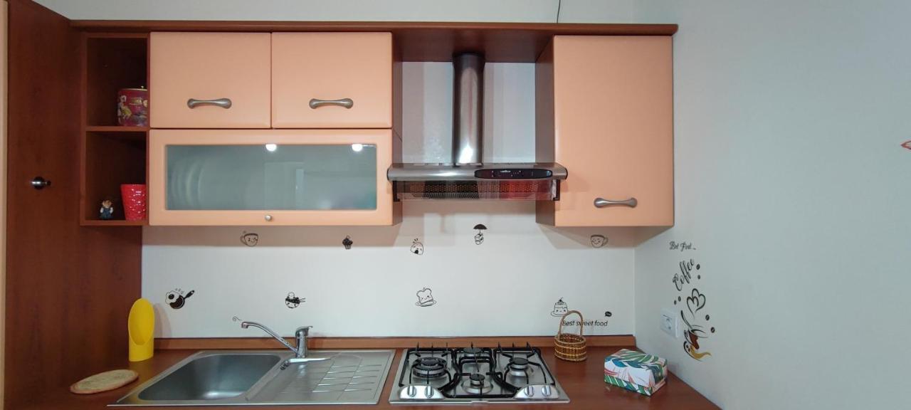 Mariposa Guest House Μπάρι Εξωτερικό φωτογραφία