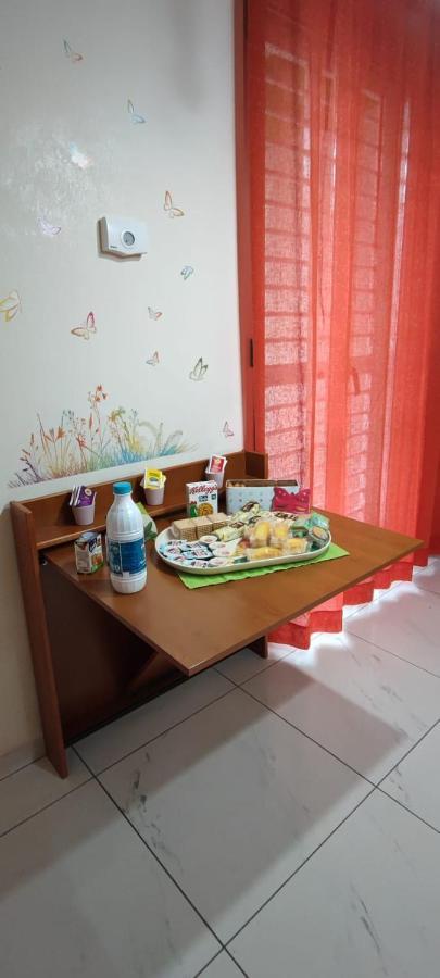 Mariposa Guest House Μπάρι Εξωτερικό φωτογραφία